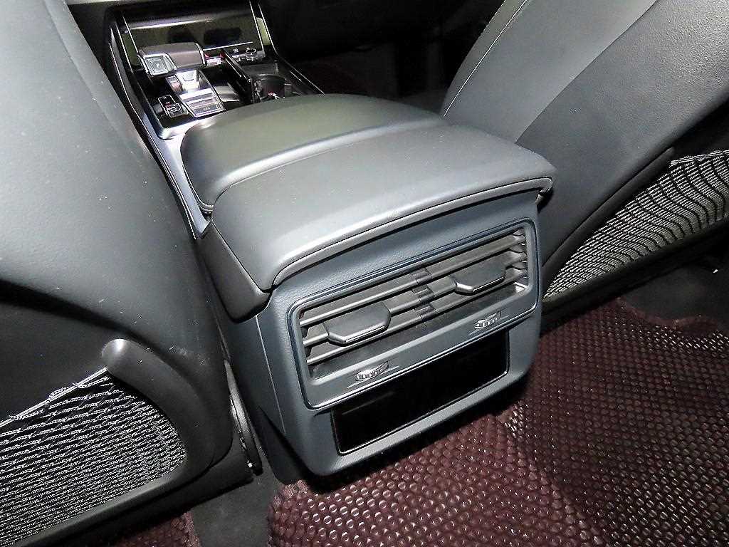 Audi Q8 2021 Blanco - Importación desde Corea - HF Imports Iquique - Foto 14