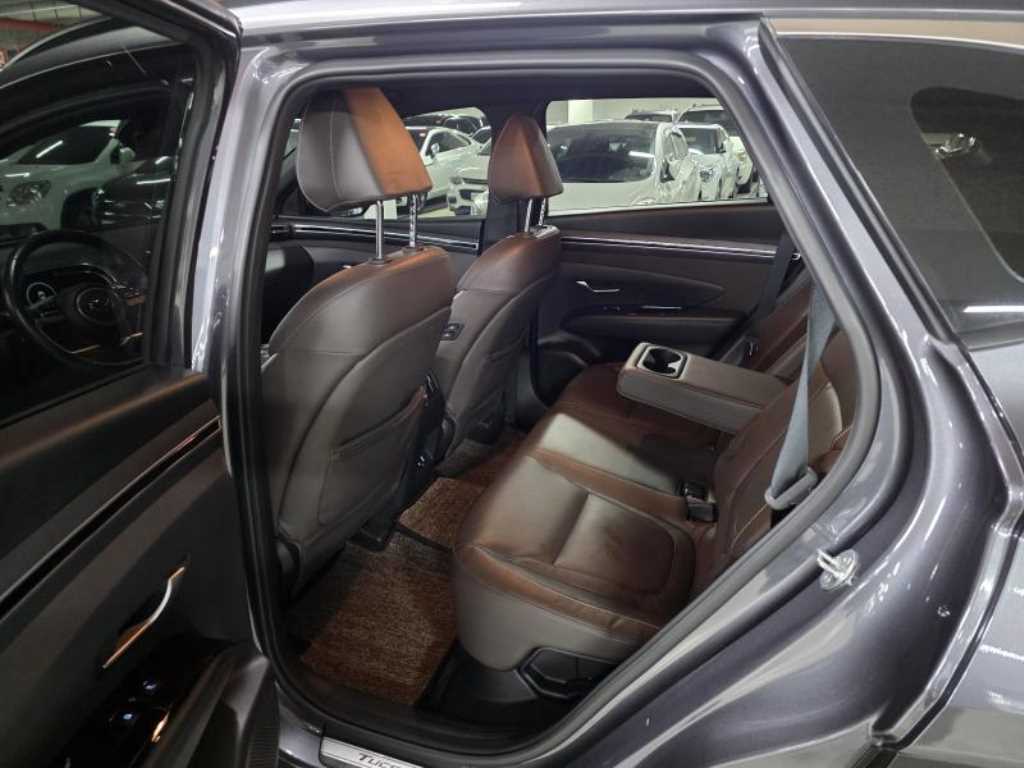 HYUNDAI Tucson - Vista 10