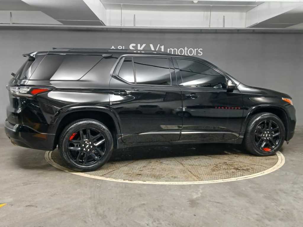 Chevrolet Travers - Vista 4