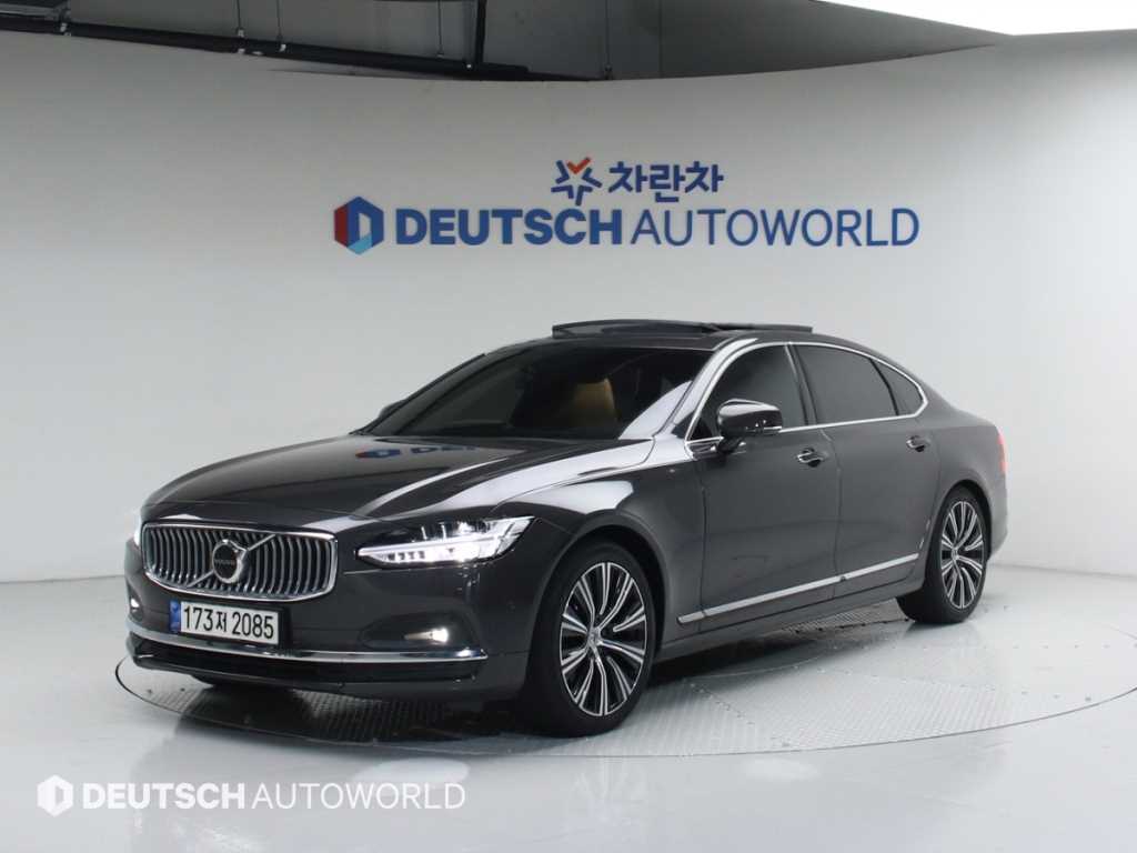 Volvo S90