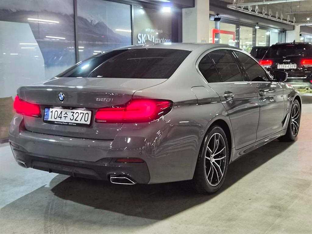 BMW 5 Series - Vista 4