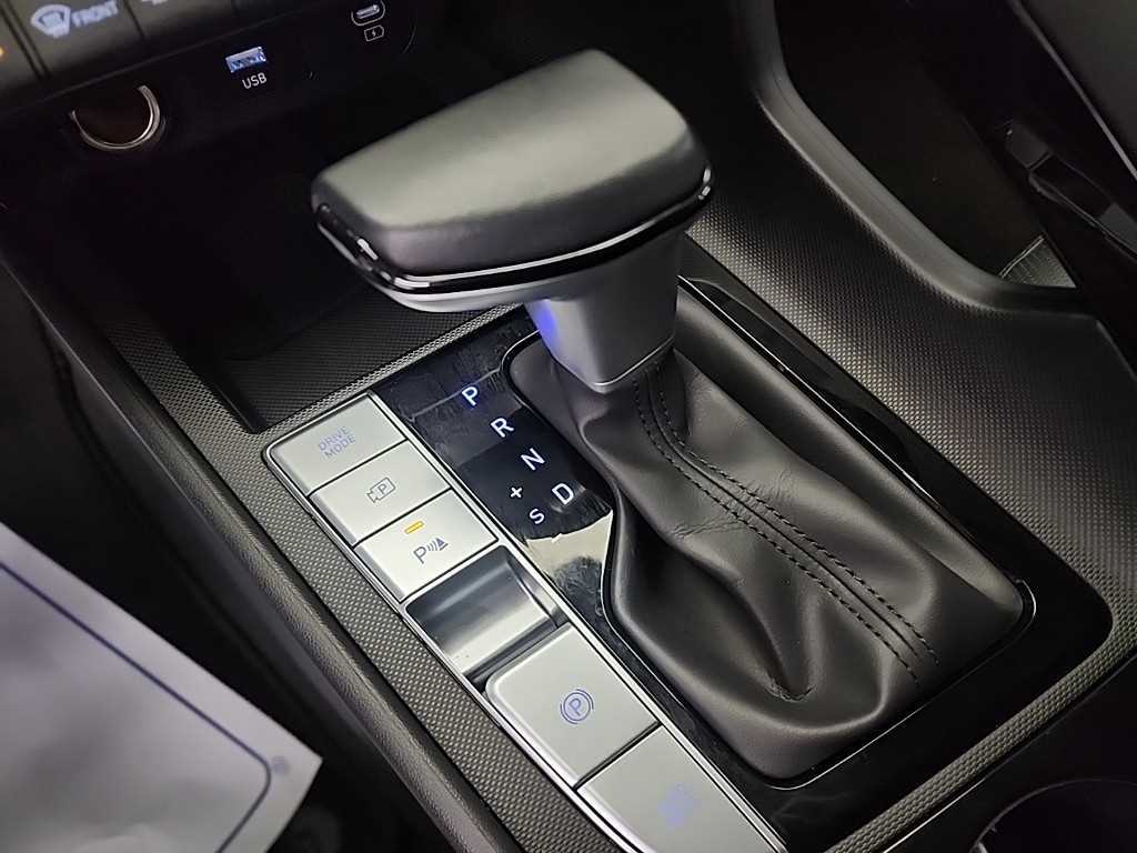 HYUNDAI Avante - Vista 8