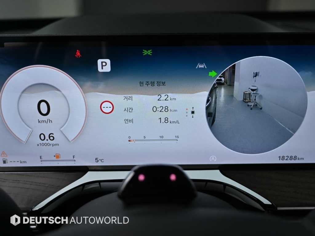 Genesis GV80 - Vista 8