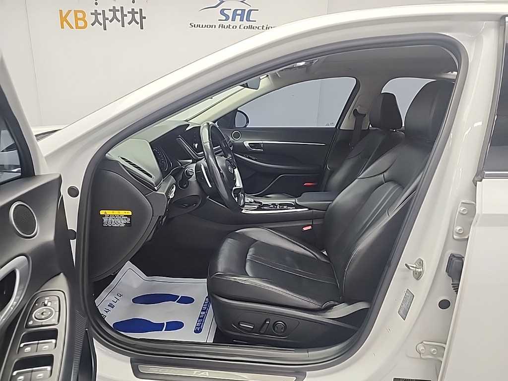 HYUNDAI Sonata - Vista 11