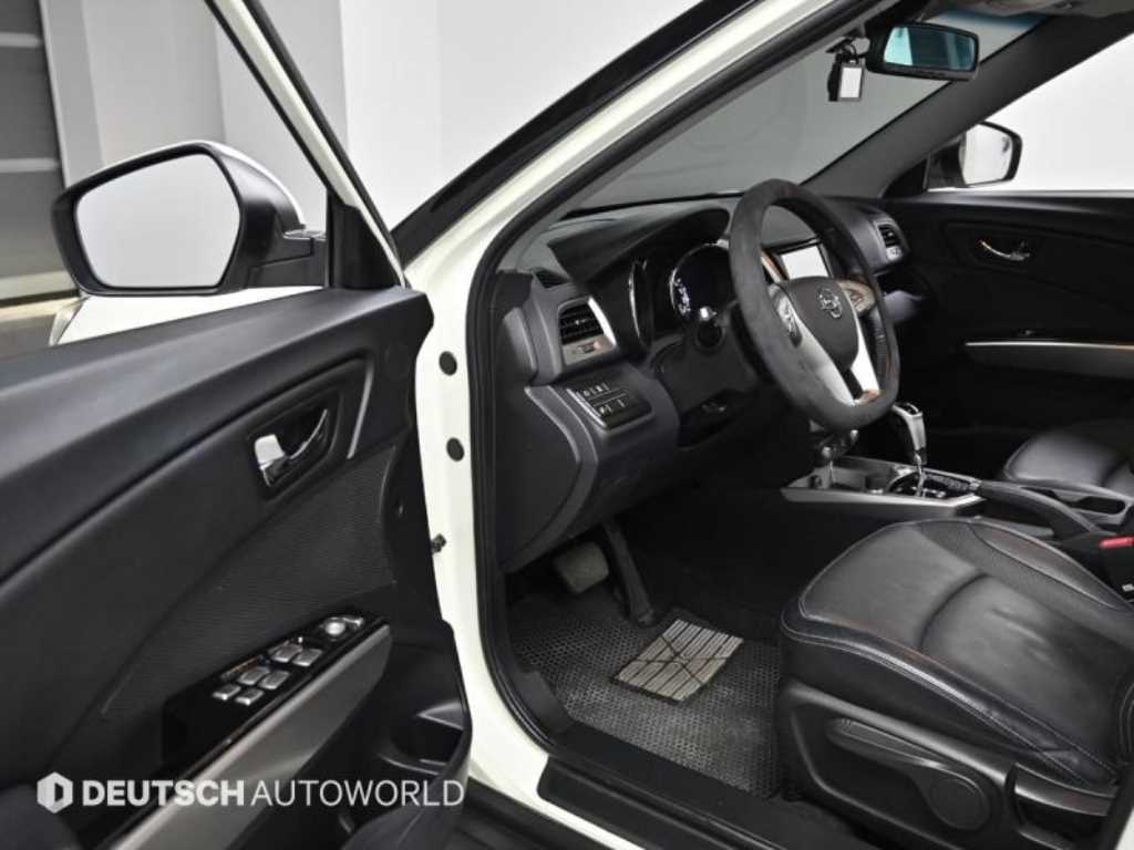 Ssangyong Tivoli - Vista 11