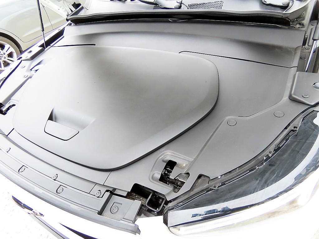 Volvo XC40 2024 Blanco - Importación desde Corea - HF Imports Iquique - Foto 19