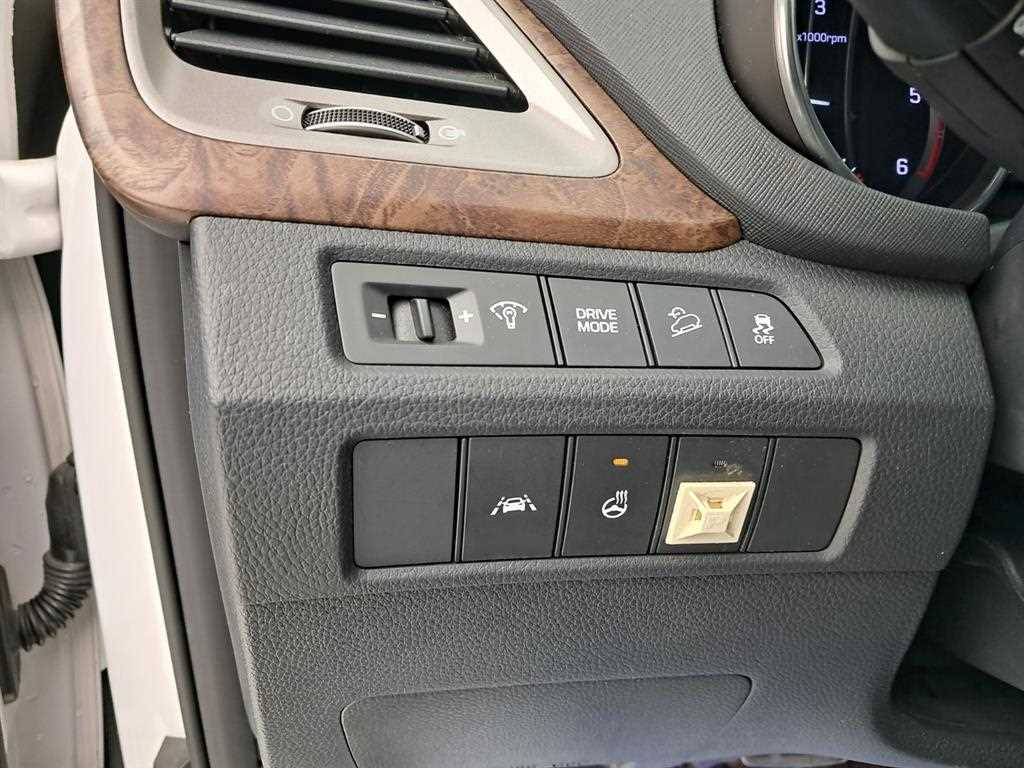 HYUNDAI Santa Fe 2017 Blanco - Importación desde Corea - HF Imports Iquique - Foto 13