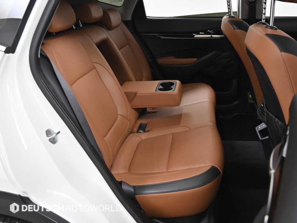 KIA Seltos - Vista 12