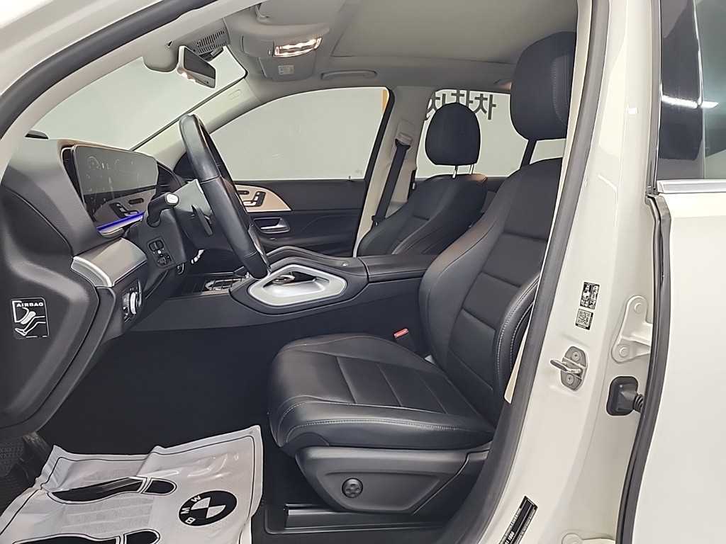 Mercedes Benz GLE Class - Vista 11