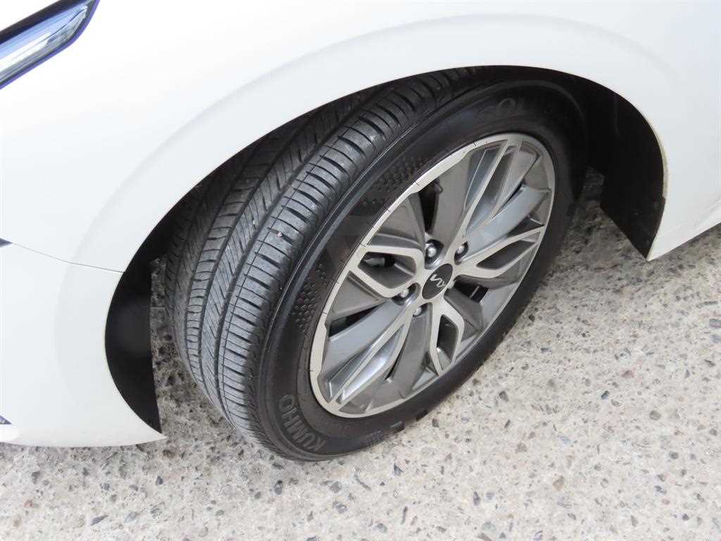 KIA K5 2023 Blanco - Importación desde Corea - HF Imports Iquique - Foto 20