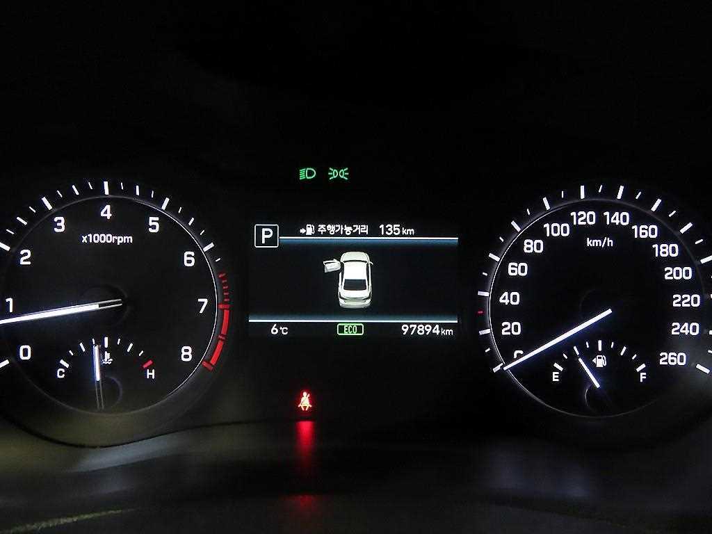 Genesis G80 - Vista 9