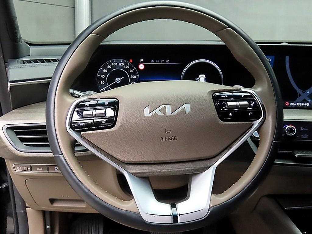 KIA K8 - Vista 9