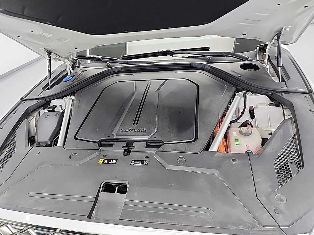 Genesis GV70 - Vista 5