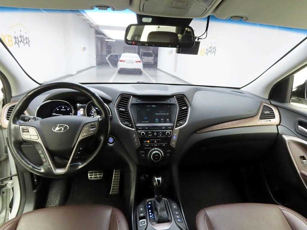 HYUNDAI Santa Fe - Vista 7