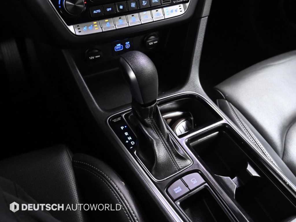 HYUNDAI Sonata - Vista 9