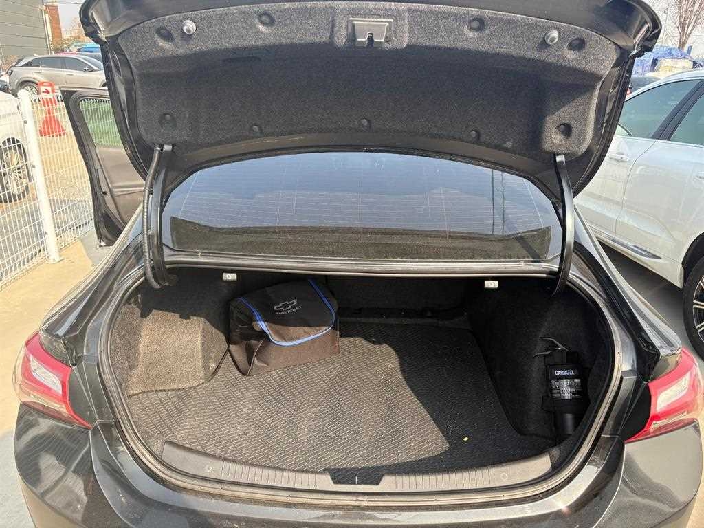 Chevrolet Malibu 2019 Negro - Importación desde Corea - HF Imports Iquique - Foto 18