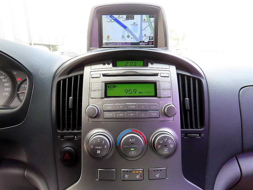 HYUNDAI Starex 2015 Negro - Importación desde Corea - HF Imports Iquique - Foto 13