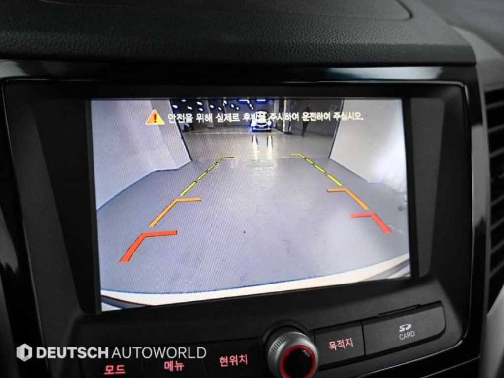 Ssangyong Tivoli 2015 Blanco - Importación desde Corea - HF Imports Iquique - Foto 15