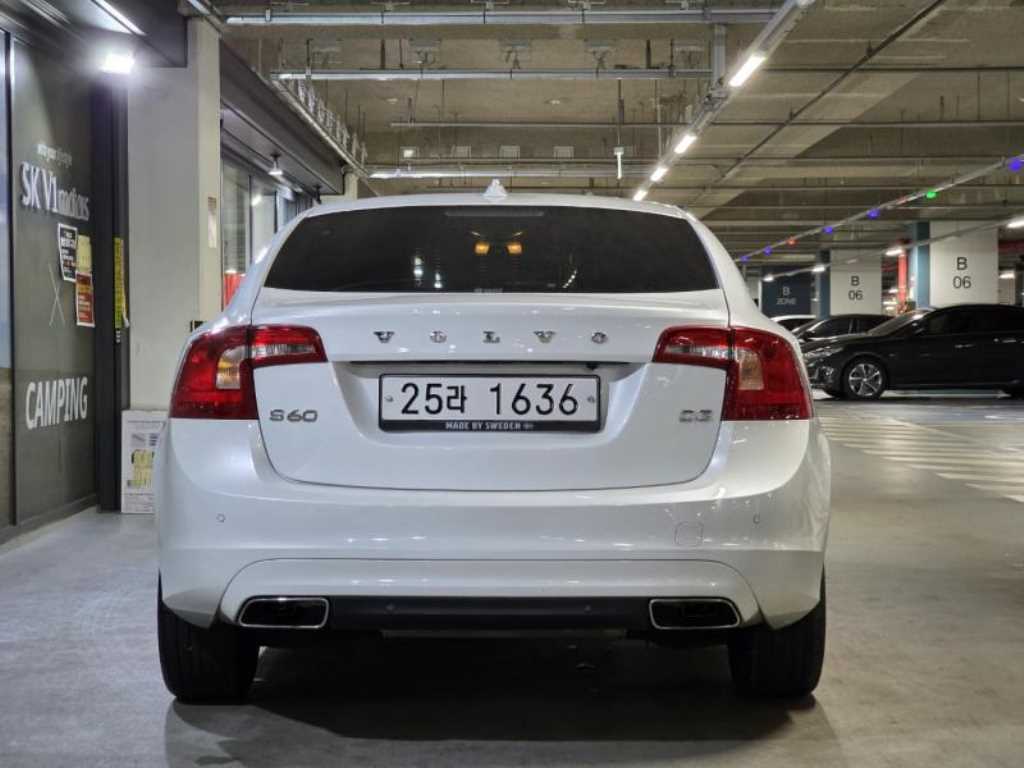 Volvo S60 - Vista 4