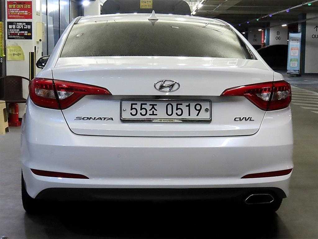 HYUNDAI Sonata - Vista 5