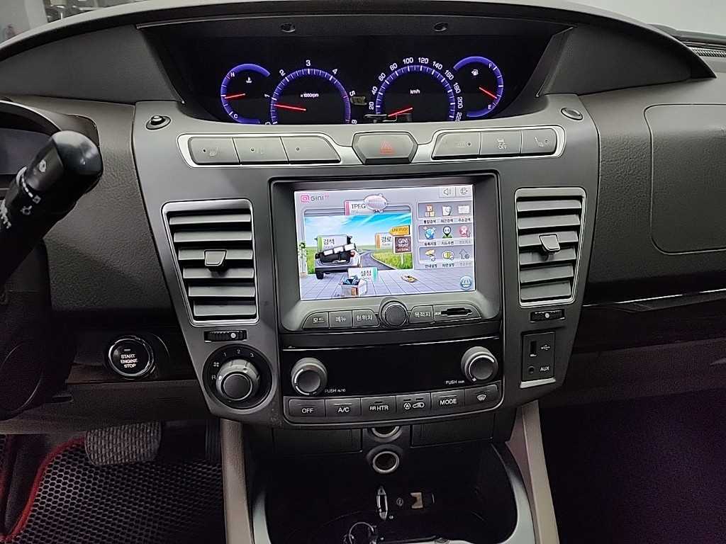 Ssangyong Korando - Vista 10