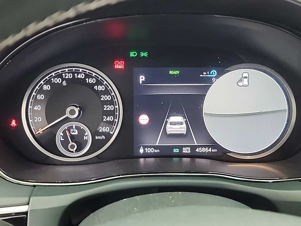 Genesis GV70 - Vista 6