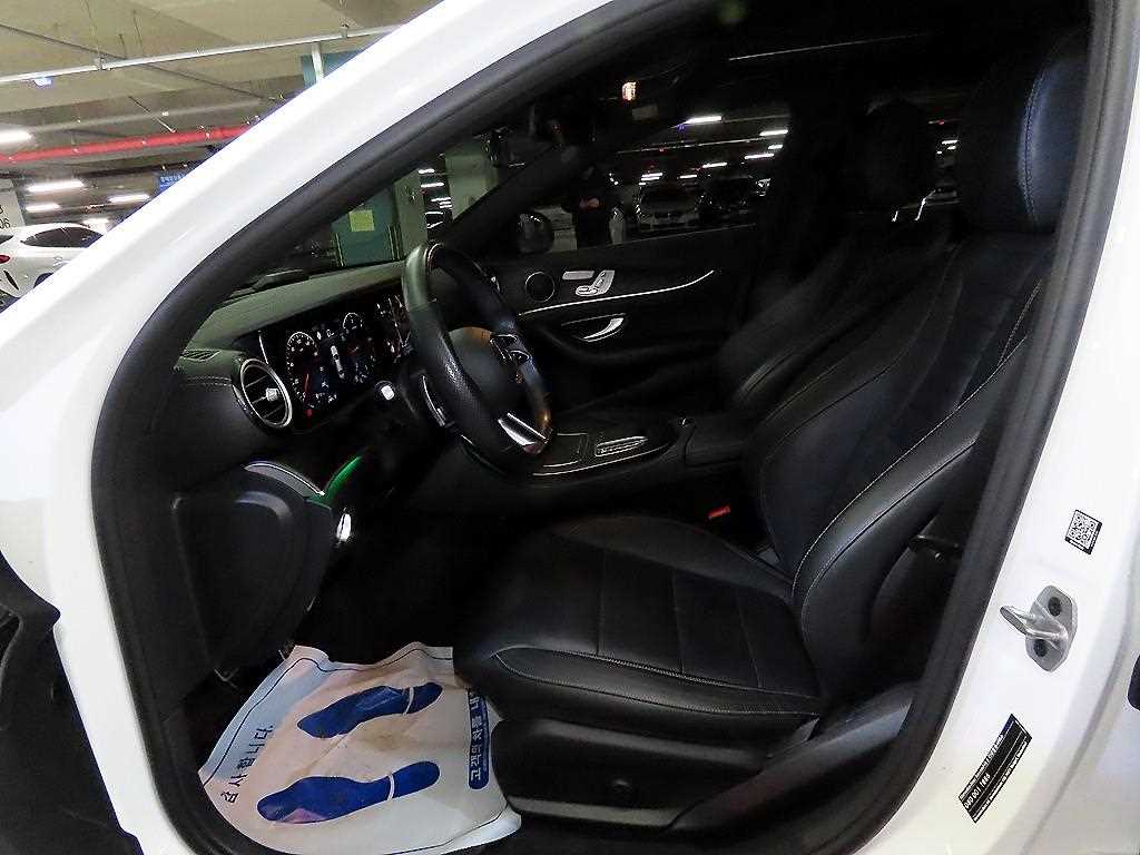 Mercedes Benz E class - Vista 6