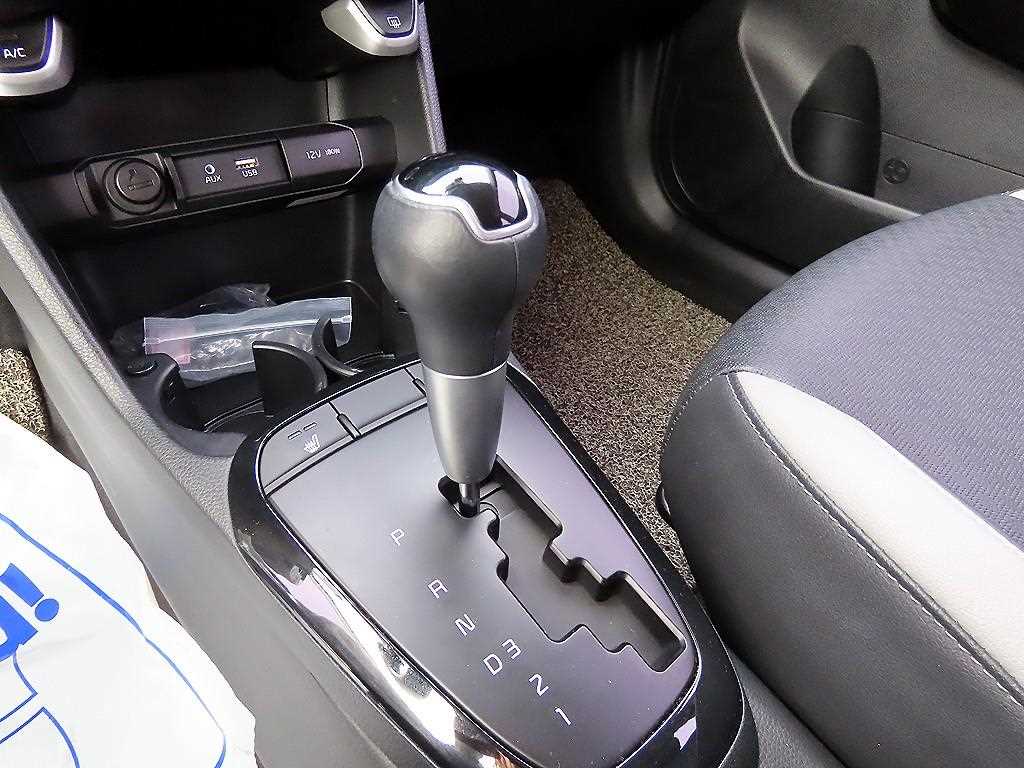 KIA Morning - Vista 11