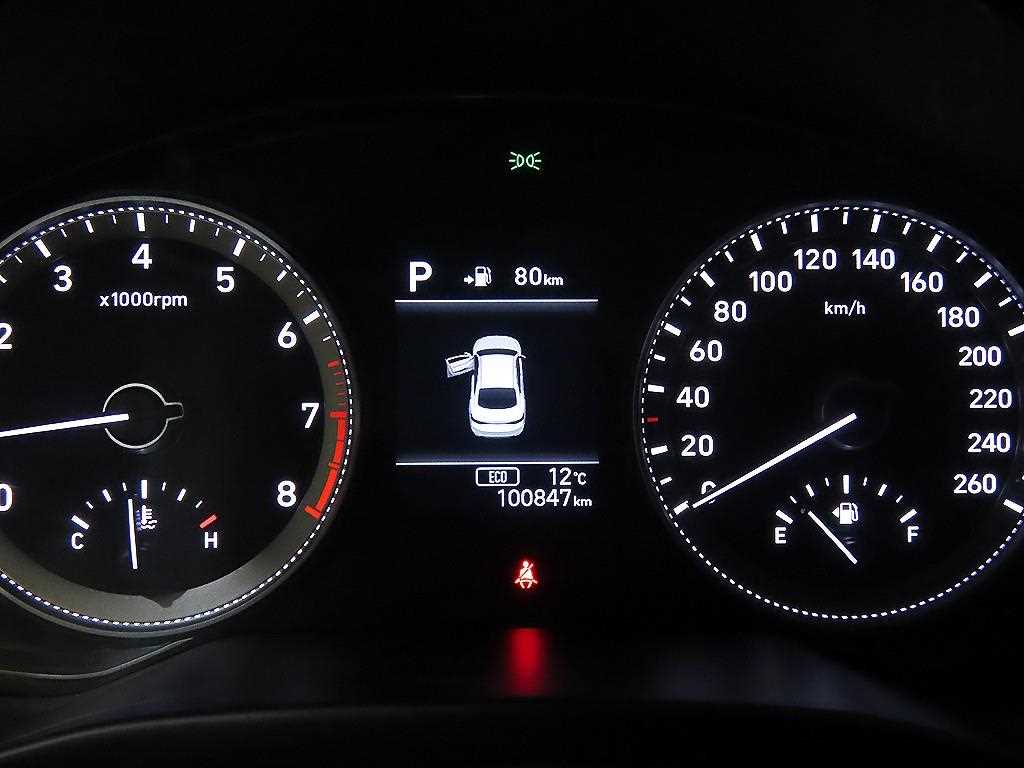 HYUNDAI Grandeur - Vista 9