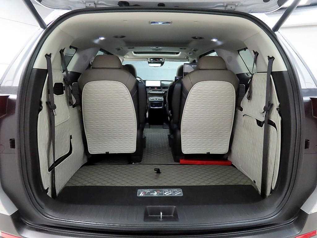 KIA Carnival 2025 Gris - Importación desde Corea - HF Imports Iquique - Foto 18