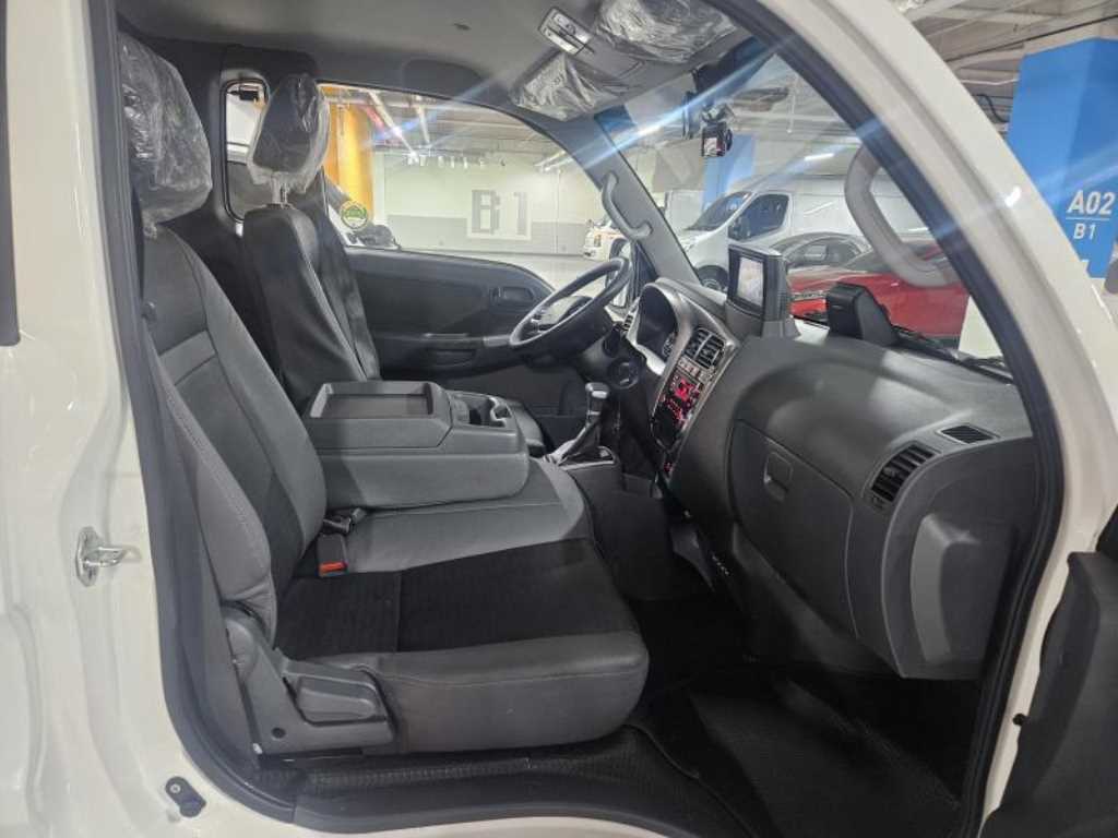 Small Truck Normal Box(High Deck) 2022 Blanco - Importación desde Corea - HF Imports Iquique - Foto 14