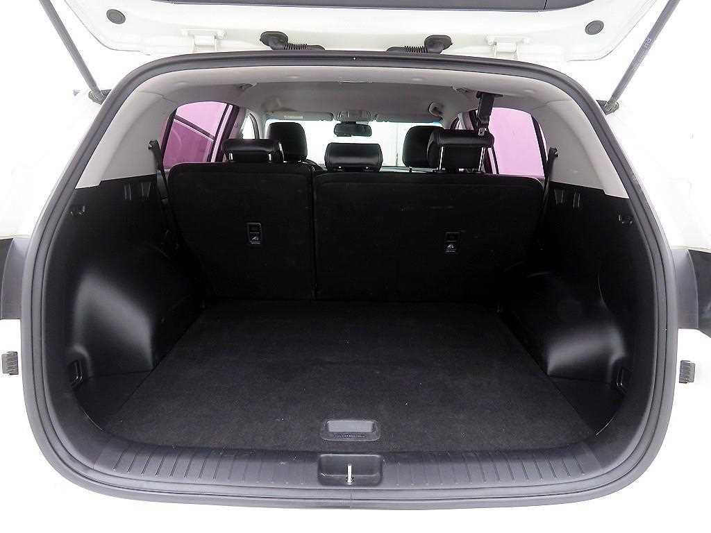 KIA Sportage - Vista 5