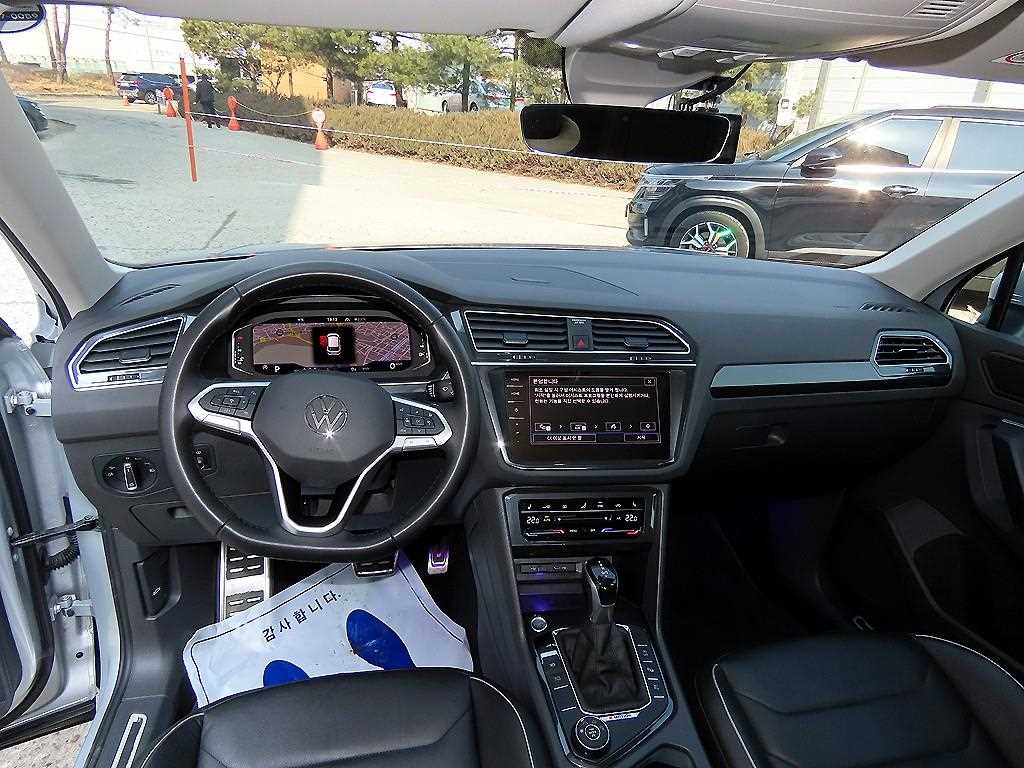 Volkswagen Tiguan - Vista 7