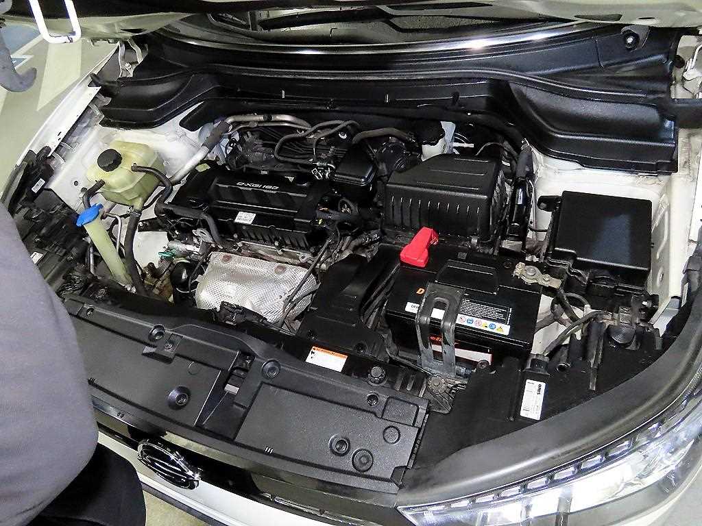 Ssangyong Tivoli 2015 Blanco - Importación desde Corea - HF Imports Iquique - Foto 18