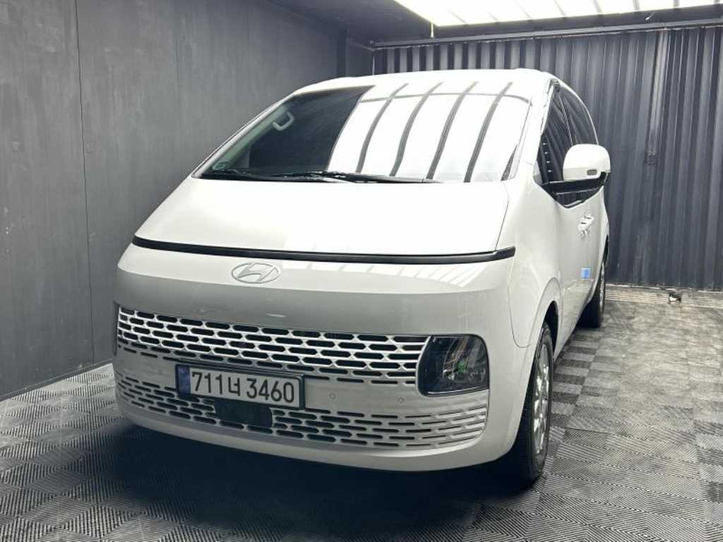 HYUNDAI Staria - Vista 4