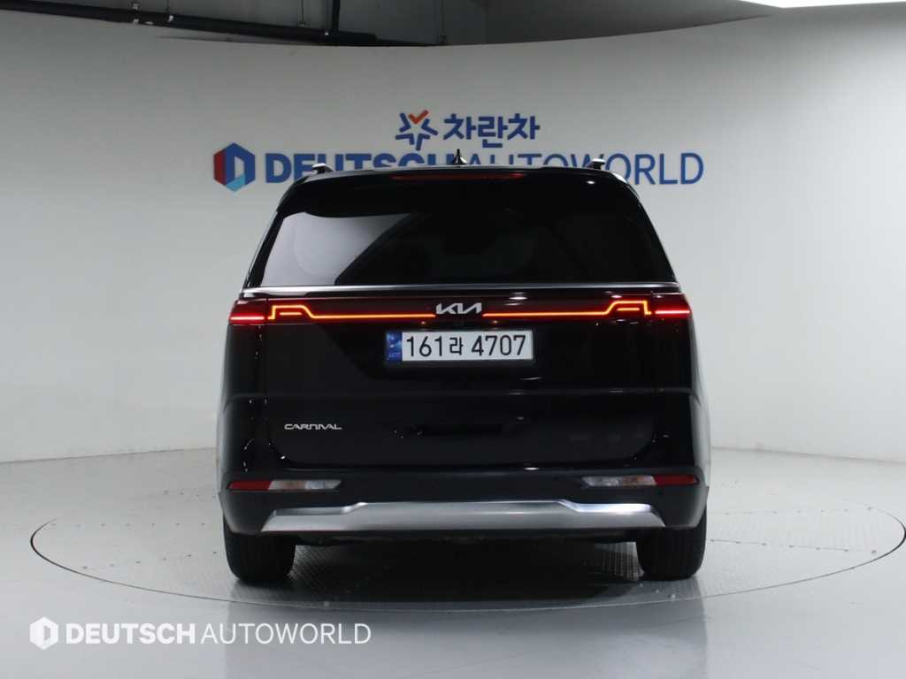 KIA Carnival - Vista 4