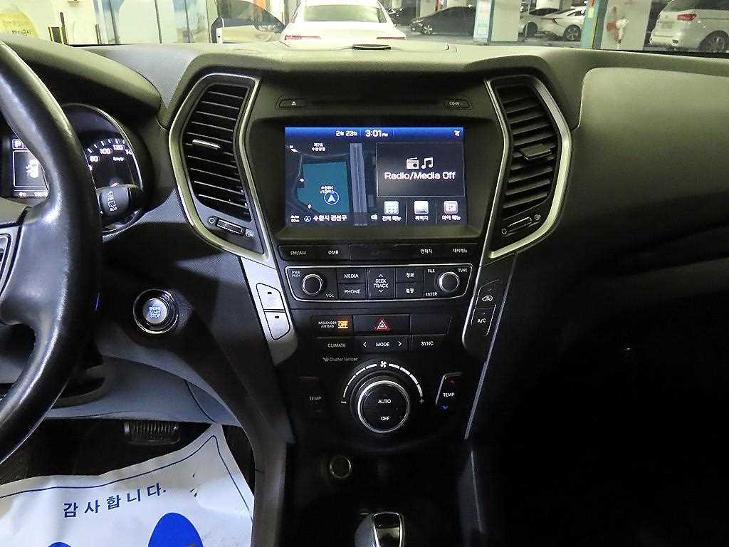 HYUNDAI Santa Fe - Vista 11