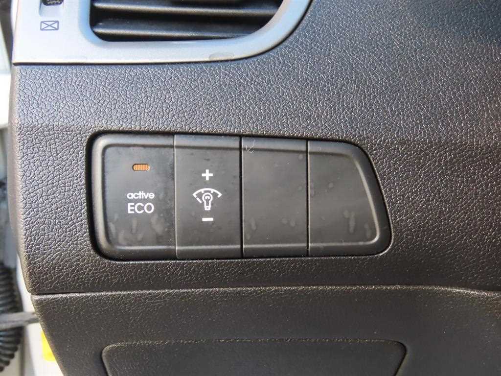 HYUNDAI Avante 2012 Plateado - Importación desde Corea - HF Imports Iquique - Foto 16