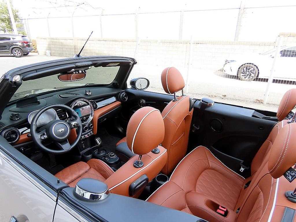 Mini Cooper Convertible - Vista 9