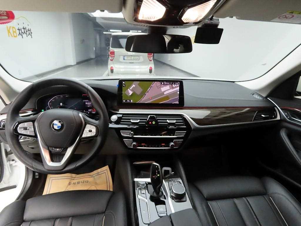 BMW 5 Series - Vista 7