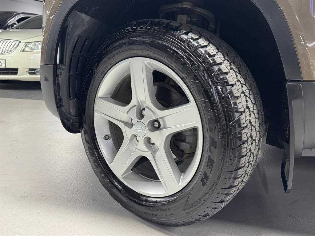 Land Rover Defender 2020 Café - Importación desde Corea - HF Imports Iquique - Foto 20