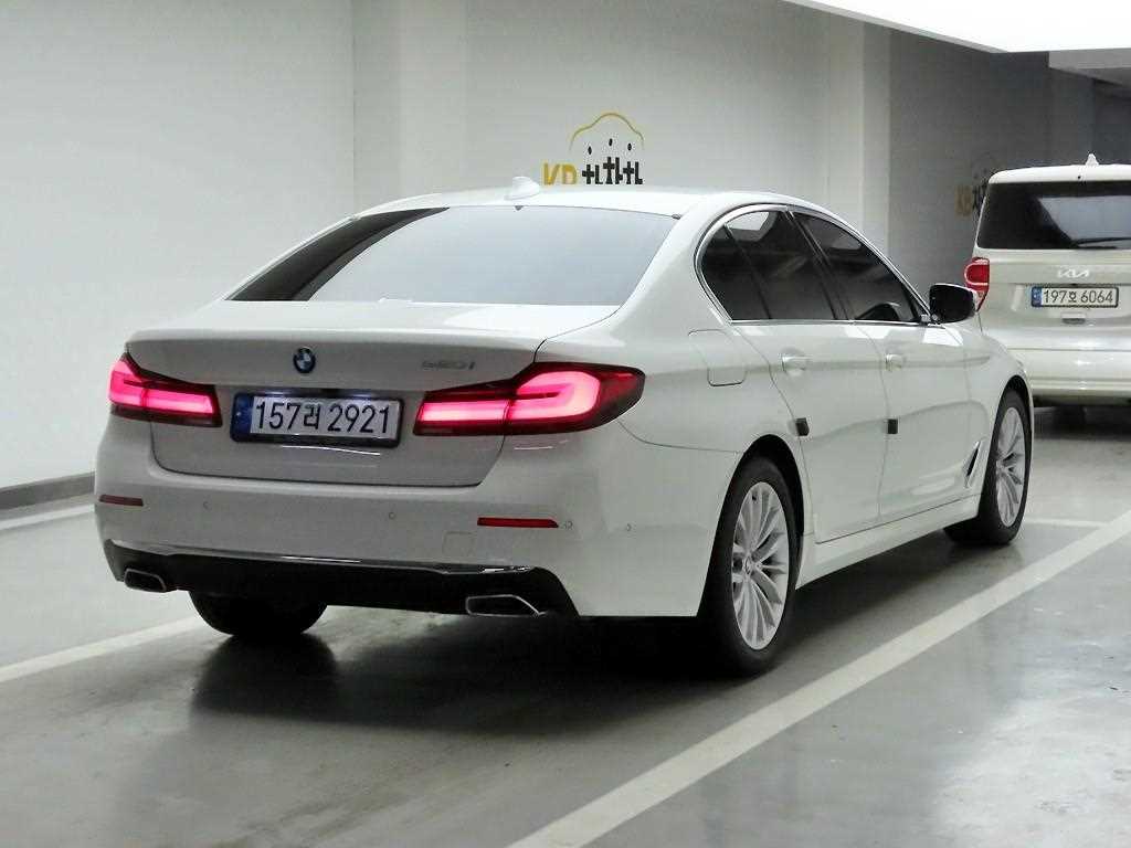 BMW 5 Series - Vista 4