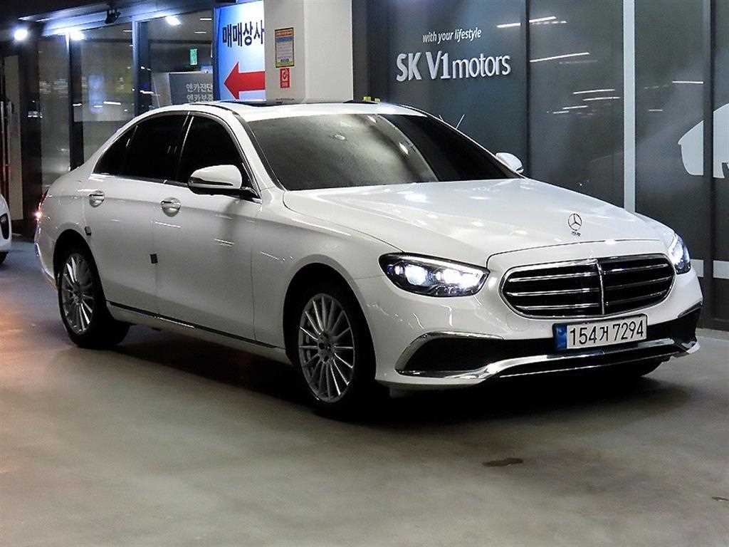 Mercedes Benz E class - Vista 2