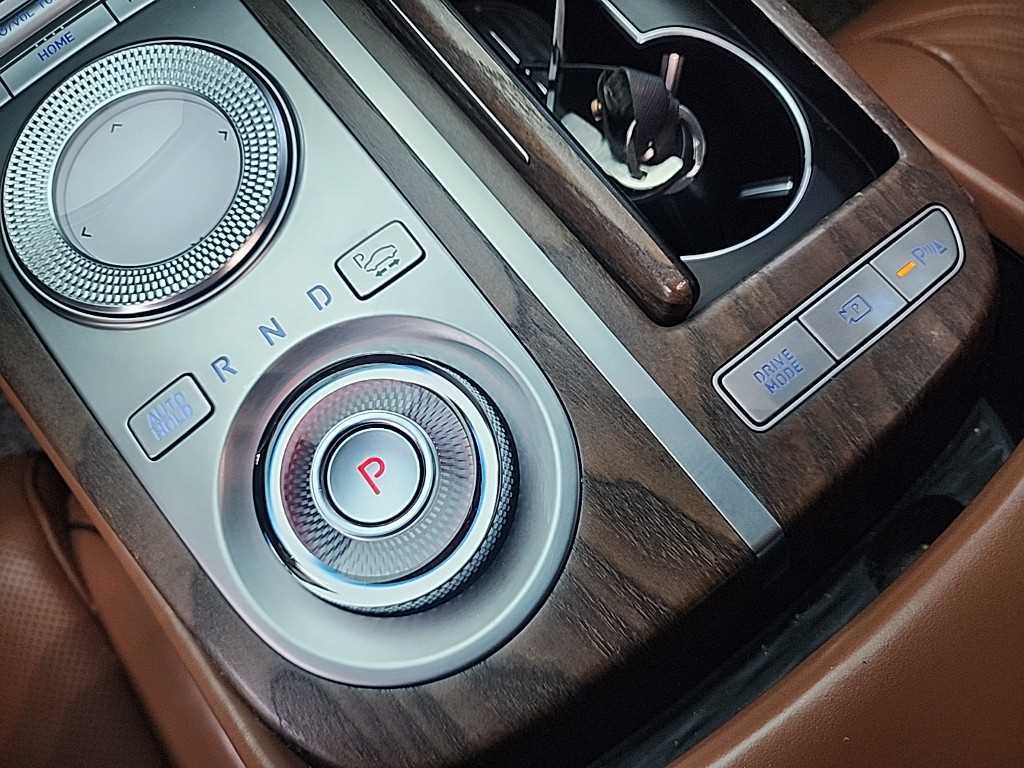 Genesis G80 - Vista 8