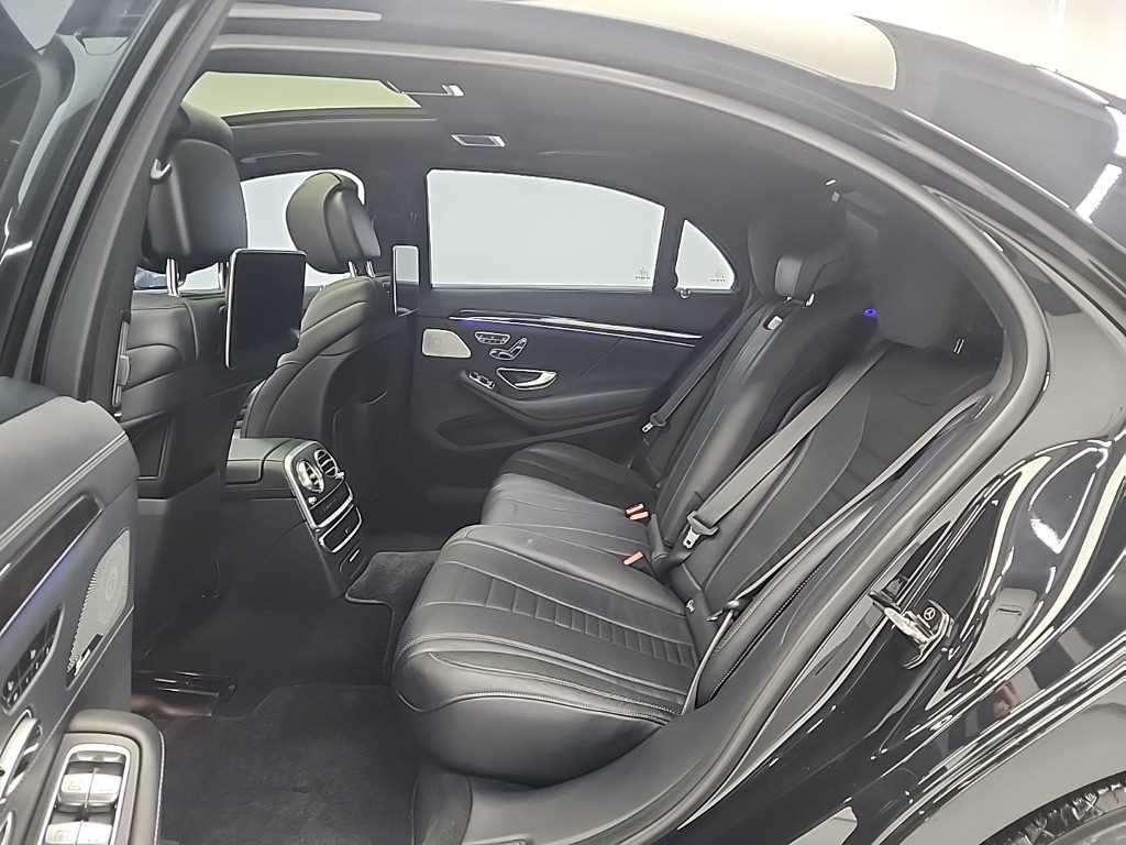 Mercedes Benz S Class - Vista 12