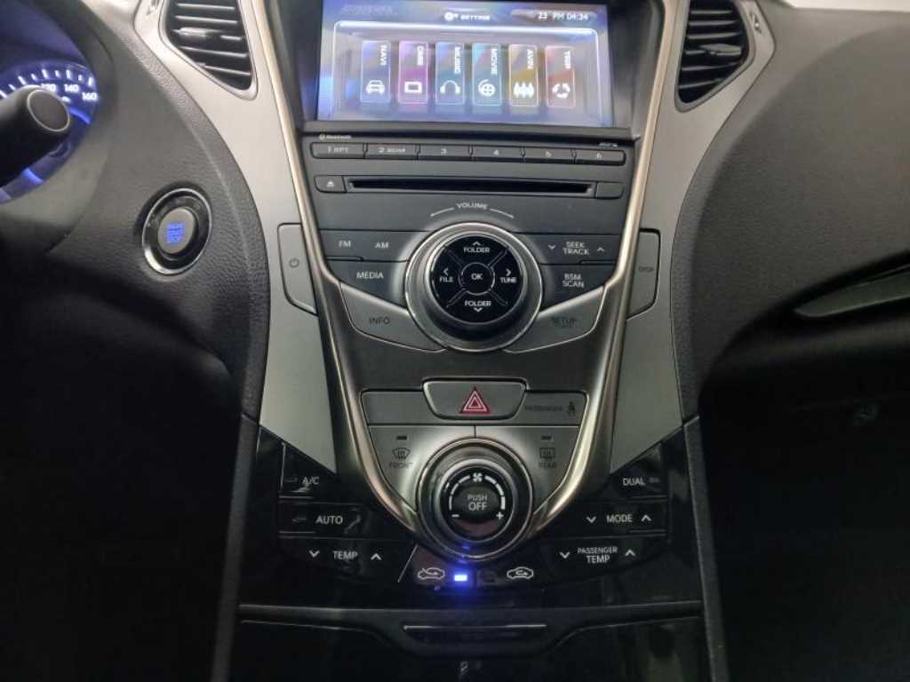 HYUNDAI Grandeur 2011 Negro - Importación desde Corea - HF Imports Iquique - Foto 13