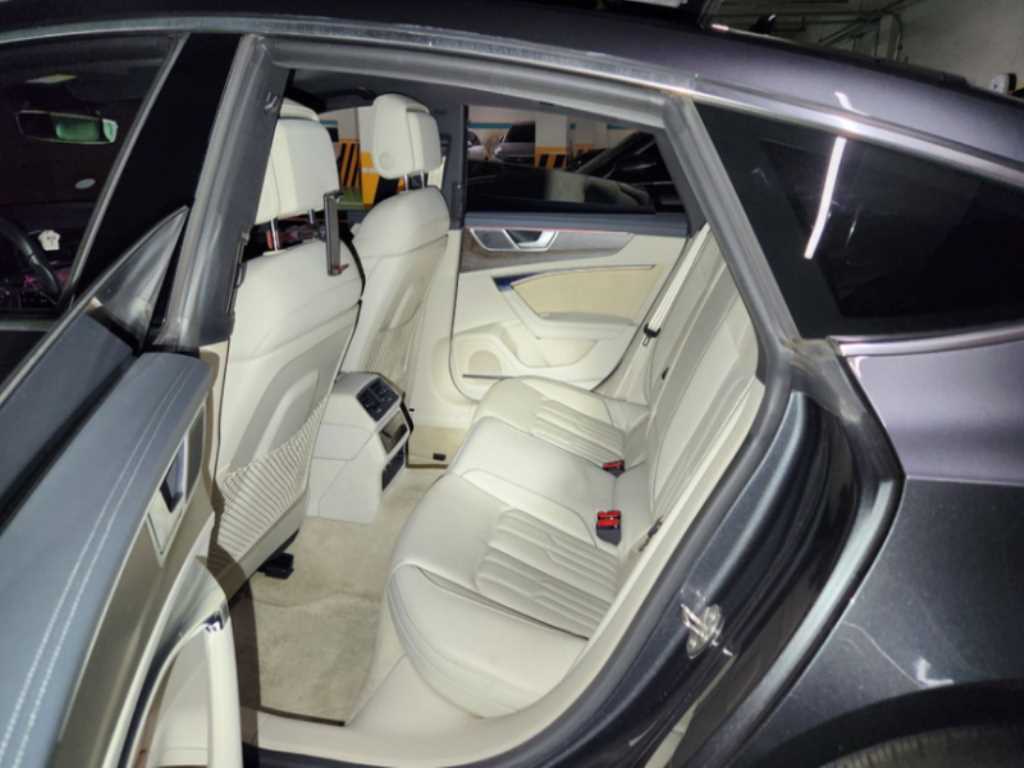Audi A7 - Vista 6
