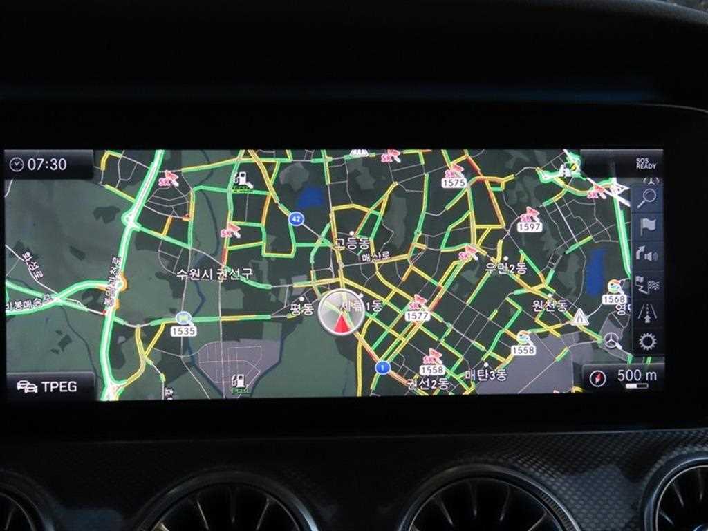 Mercedes Benz CLS Class - Vista 12