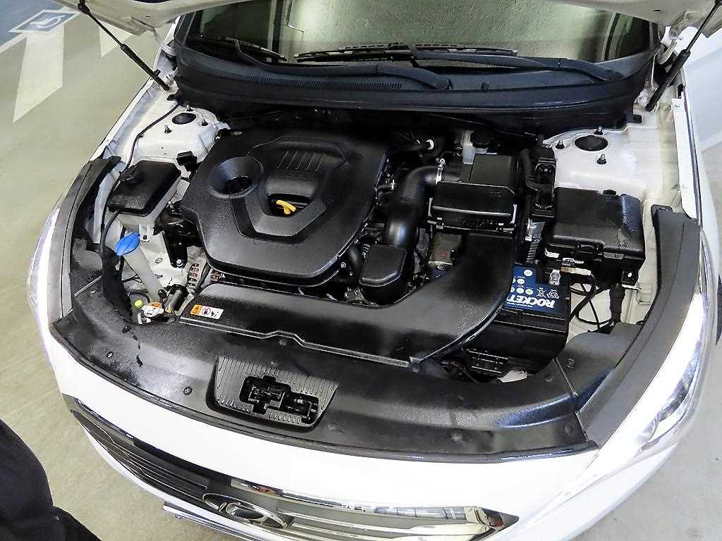 HYUNDAI Sonata 2017 Blanco - Importación desde Corea - HF Imports Iquique - Foto 19