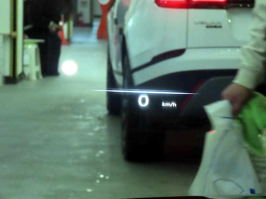 Genesis G90 2023 Negro - Importación desde Corea - HF Imports Iquique - Foto 13